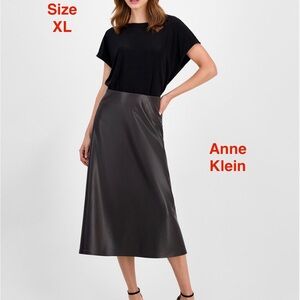 Anne Klein Black Women's Satin Skirt
